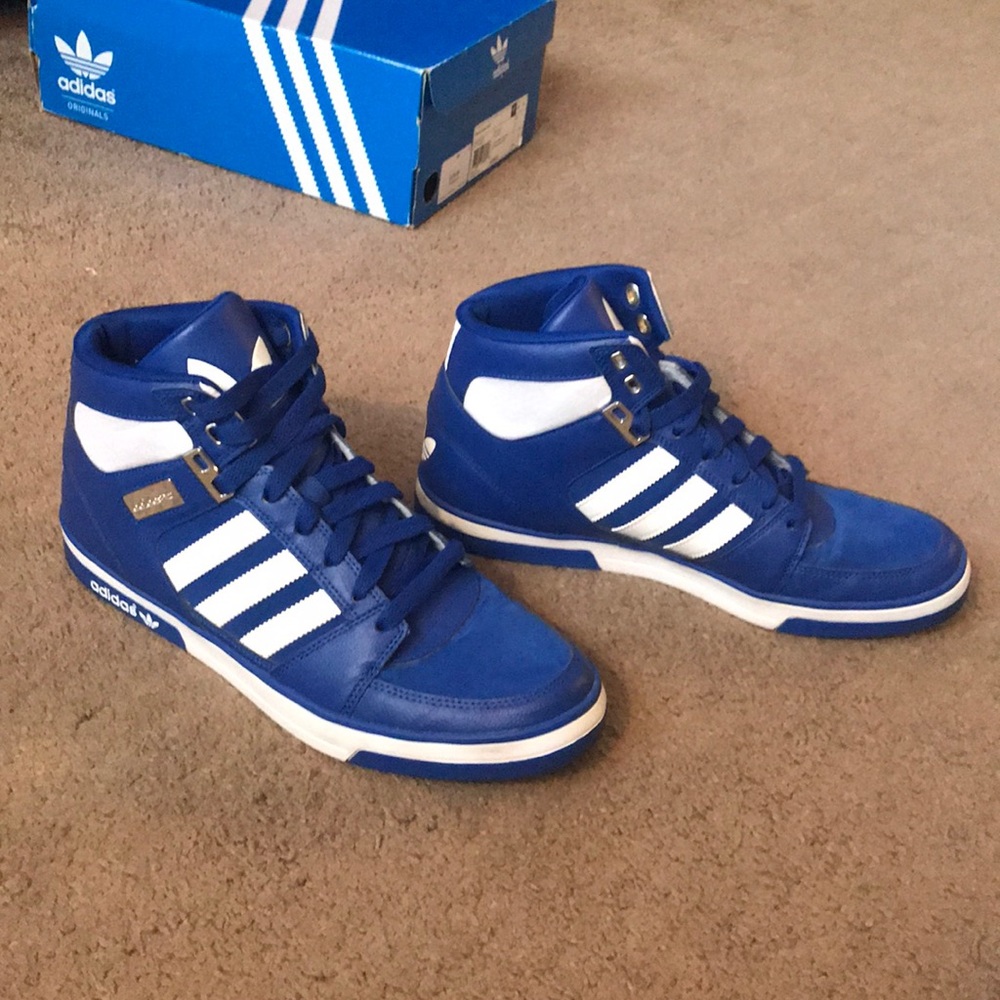 ADIDAS Hard Court Hi 2- size 10.5 Men’s